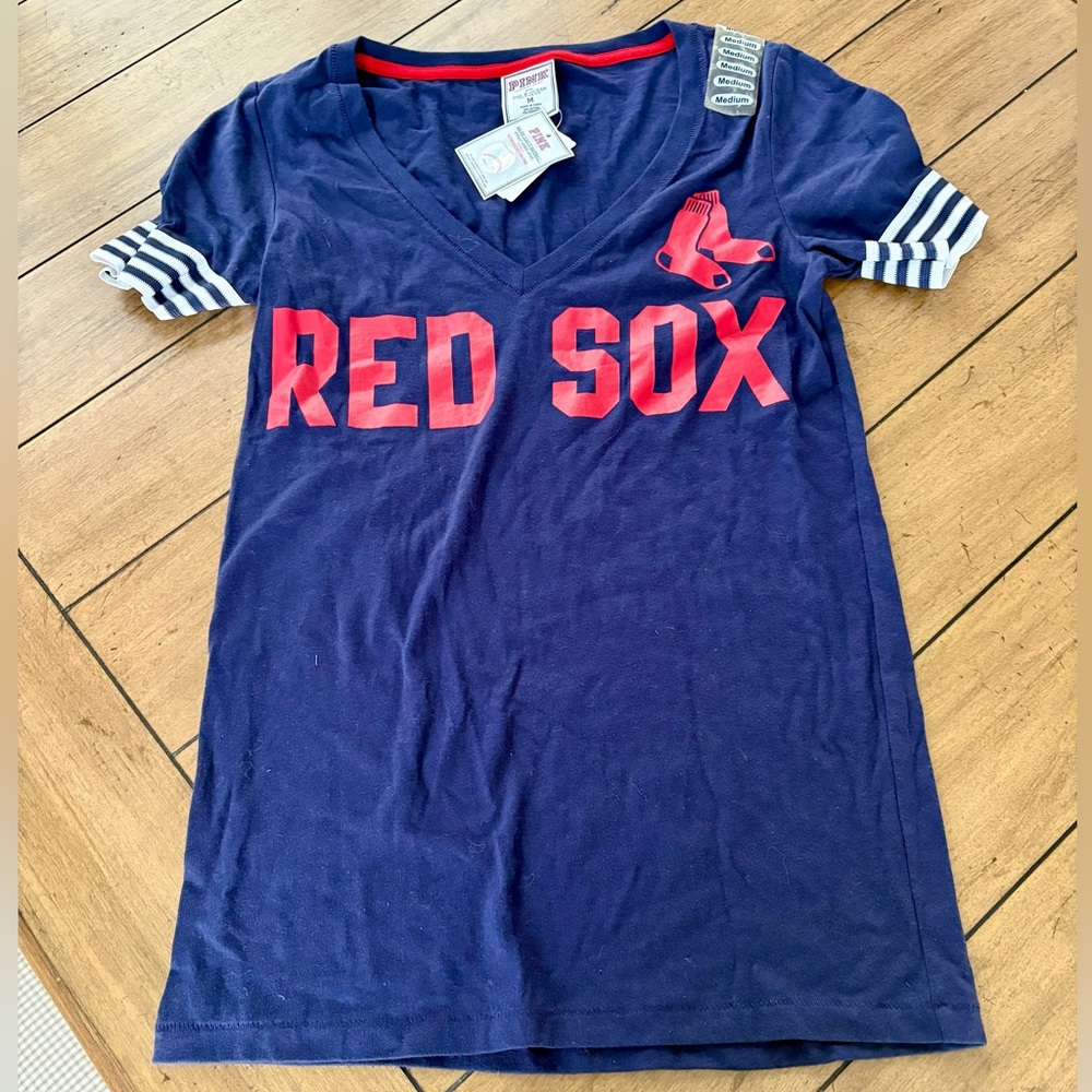 NWT Victoria’s Secret Pink Red Sox T Shirt, Women’s Medium
